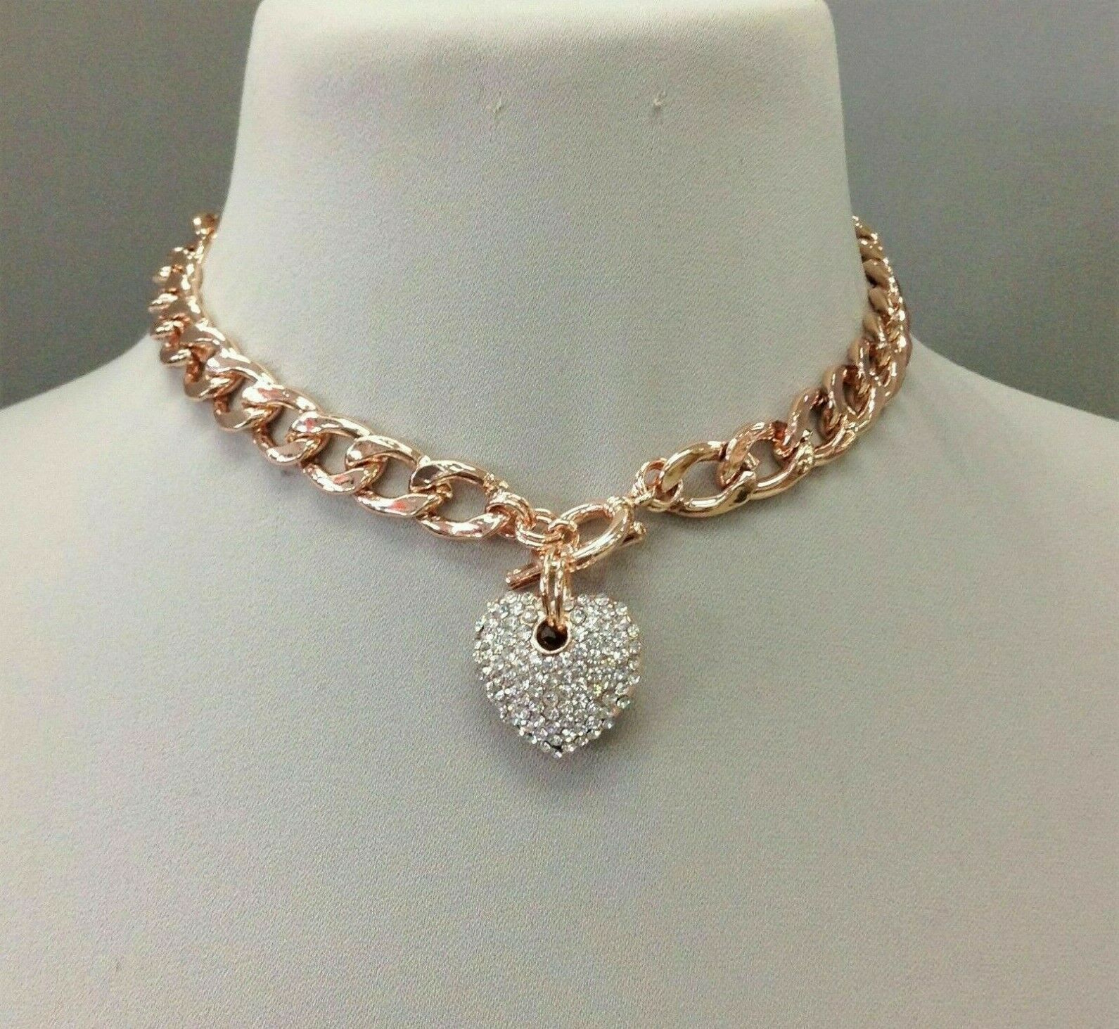 Rose Gold Finish Cuban Link Clear Rhinestone Heart Pendant